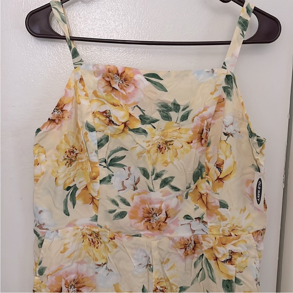 NWT Romper - Picture 3 of 3